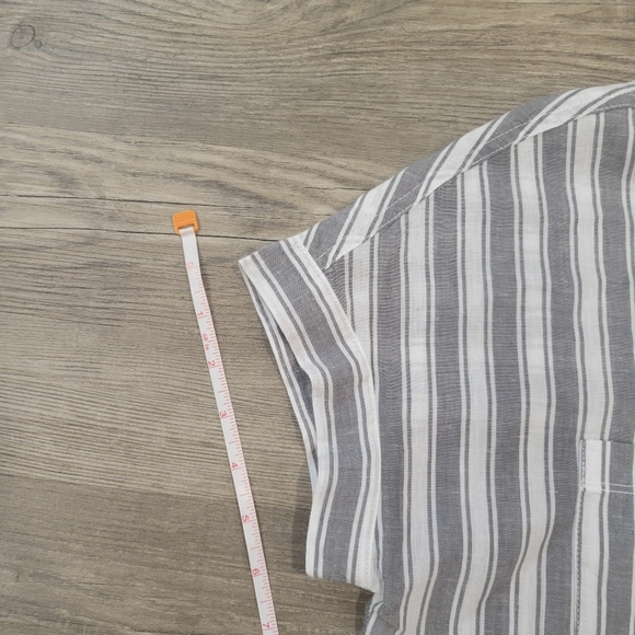 Lola River Women Linen Button Down Blouse - Picture 2 of 6